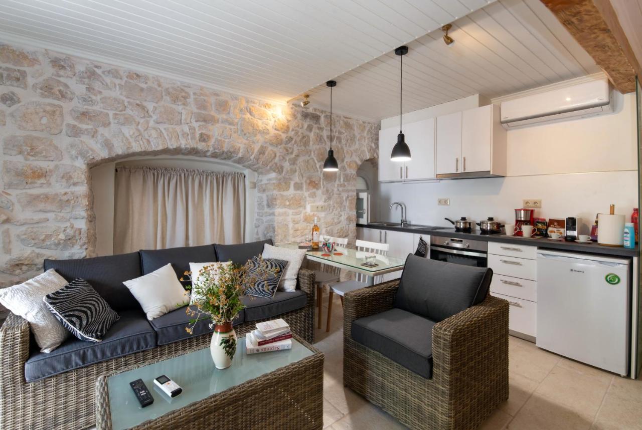 Pavlos Gaios Exterior photo